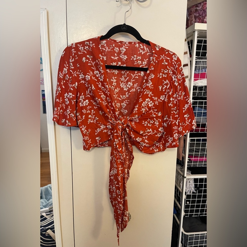 SHEIN floral tie front crop top